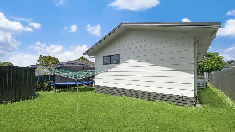 1/1 Andelko Place, Henderson, Auckland - Carousel 13