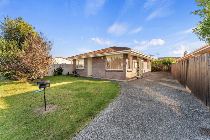 5 York Road, Papatoetoe, Auckland - Carousel 1