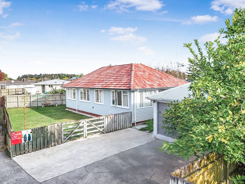 100A Holland Road, Fairfield, Hamilton - Carousel 17