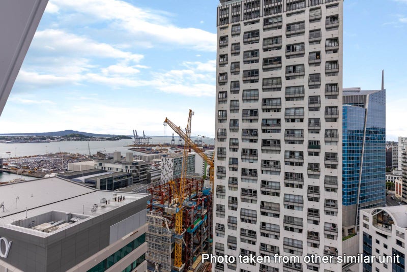 2306/10 Commerce Street, Auckland Central, Auckland - Carousel 2