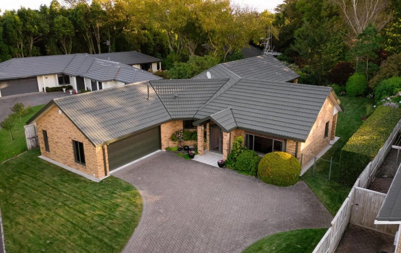 45 Canaandale Drive, Flagstaff, Hamilton - Carousel 1