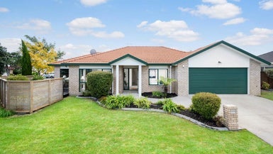 2 Caragh Place, East Tamaki, Auckland - Carousel 1