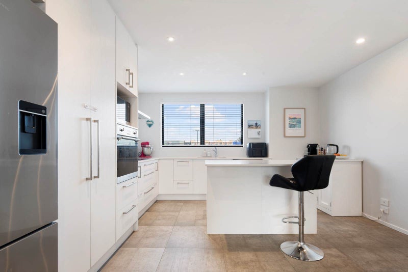 11 Settlers Avenue, Hobsonville, Auckland - Carousel 1