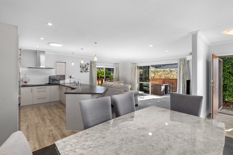 10 Havenbrook Way, Pyes Pa, Tauranga - Carousel 2