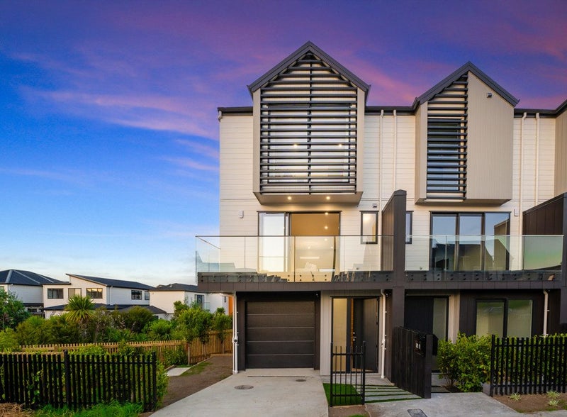 14A Tahingamanu Road, Hobsonville, Auckland - Carousel 2