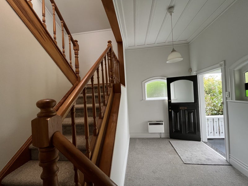 4 Cremorne Street, Herne Bay, Auckland - Carousel 2