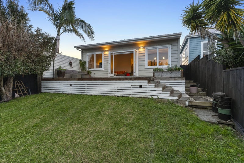 38 Bond Street, Grey Lynn, Auckland - Carousel 2