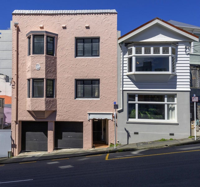3 Hay Street, Oriental Bay, Wellington - Carousel 21