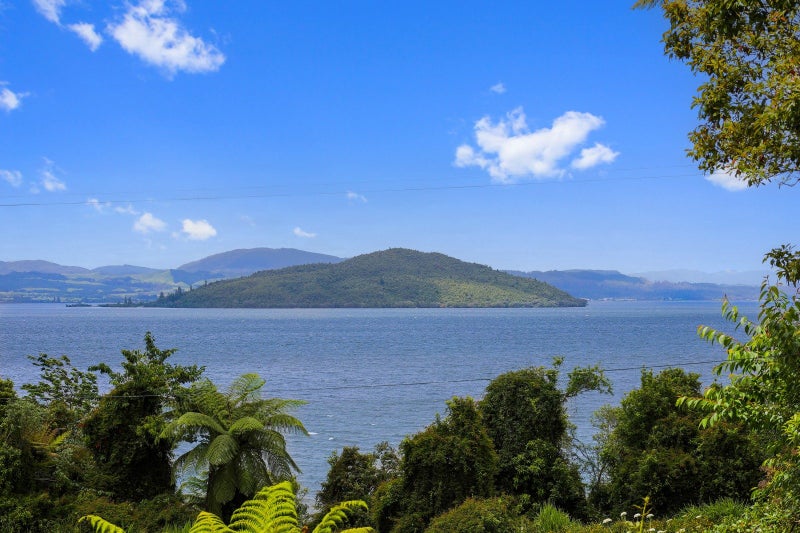 961B Hamurana Road, Hamurana - Carousel 1