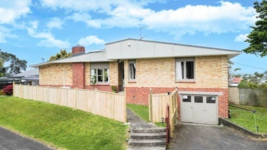1/50 Monarch Avenue, Hillcrest, Auckland - Carousel 1