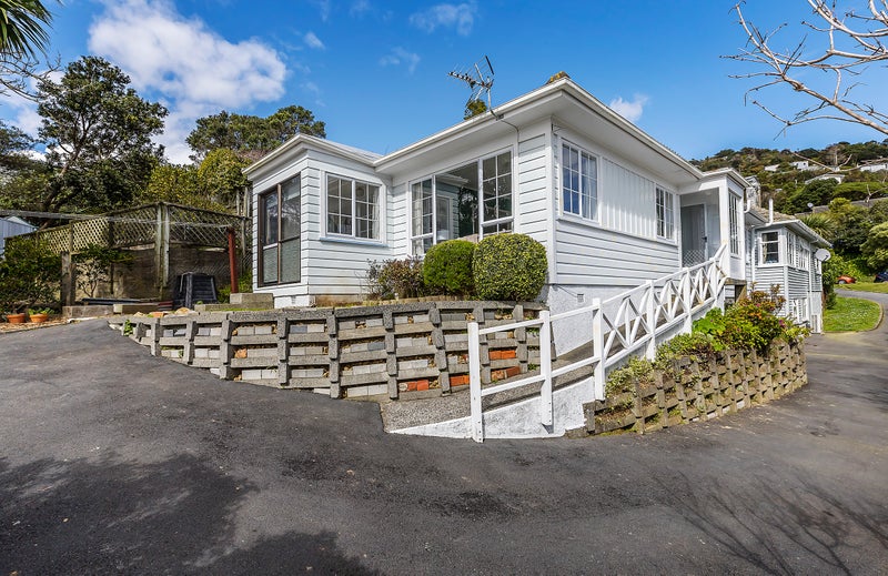 11A Warwick Street, Wilton, Wellington - Carousel 1