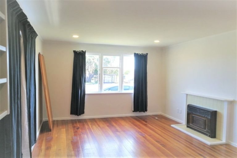 103 Bayswater Avenue, Bayswater, Auckland - Carousel 2