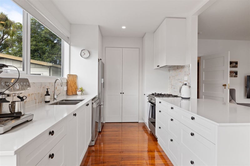 23 Gould Crescent, Woolston, Christchurch - Carousel 2