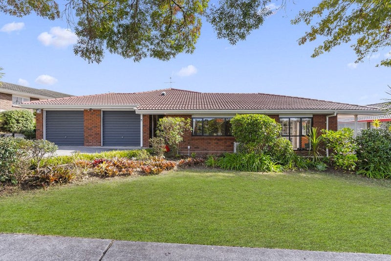 6 Merino Avenue, Somerville, Manukau - Carousel 1