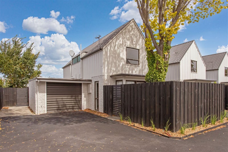 1/99A Mandeville Street, Riccarton, Christchurch - Carousel 1