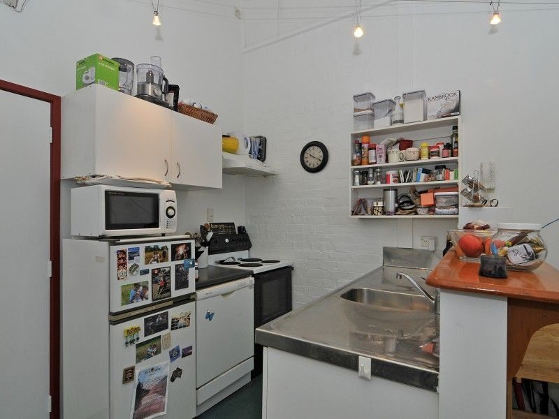 1/178 Wakefield Street, Te Aro, Wellington - Carousel 2