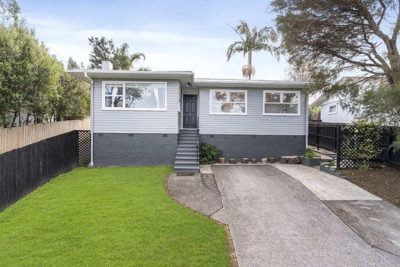 17A Crystal Avenue, Glendene, Waitakere City, Auckland - Carousel 2