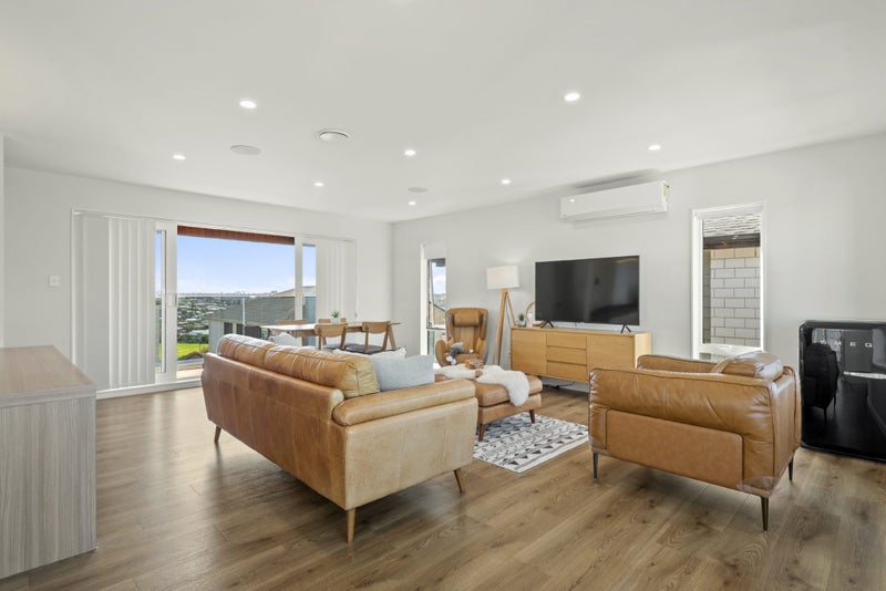 126B Coronation Road, Hillcrest, Auckland - Carousel 2