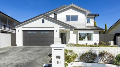 16 Comeskey Grove, Elderslea, Upper Hutt - Carousel 1
