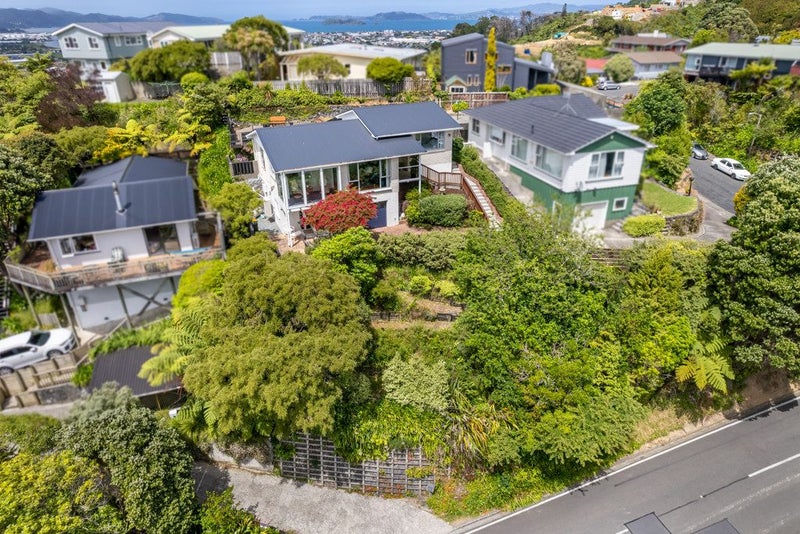 23 Harbour View Road, Harbour View, Lower Hutt - Carousel 2