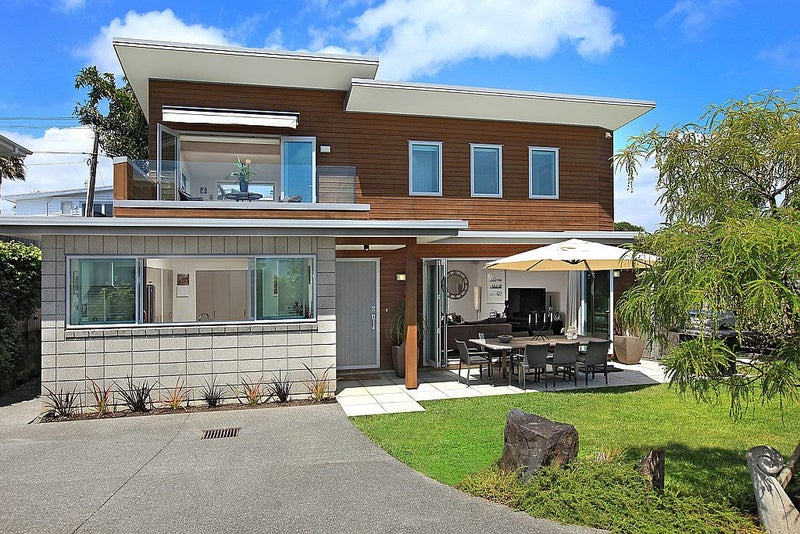 20A School Road, Morningside, Auckland - Carousel 1
