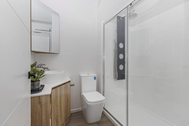 2/26 Cameron Road, Hamilton East, Hamilton - Carousel 16