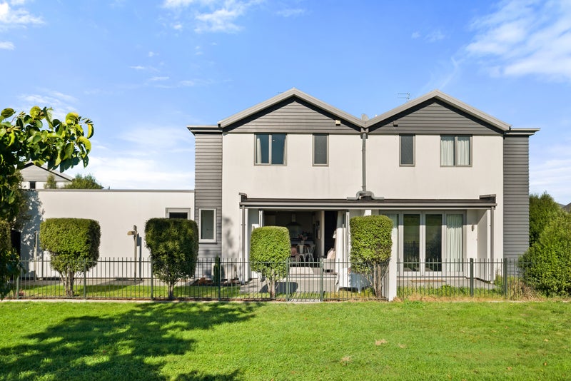 1D Sienna Court, Aidanfield, Christchurch - Carousel 1