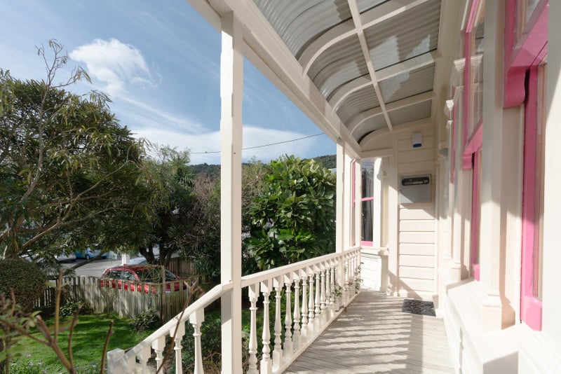 62 Pirie Street, Mount Victoria, Wellington - Carousel 2