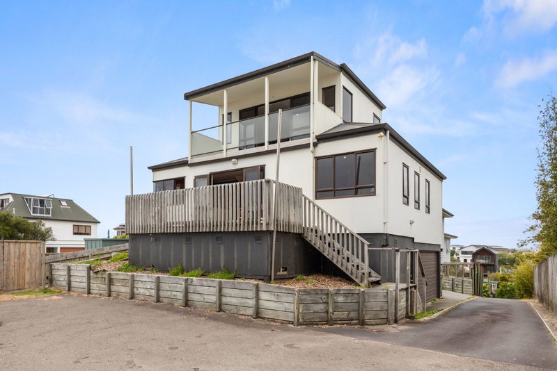 1337 Papamoa Beach Road, Papamoa Beach, Papamoa - Carousel 1
