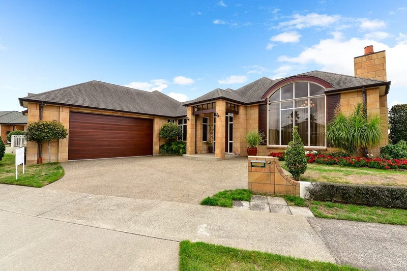 3 Palliser Drive, Huntington, Hamilton - Carousel 1