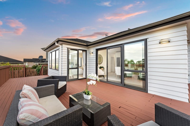 83 Lake Panorama Drive, Henderson Valley, Auckland - Carousel 10