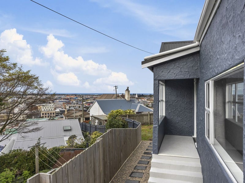 11 Elm Row, Dunedin Central, Dunedin - Carousel 1