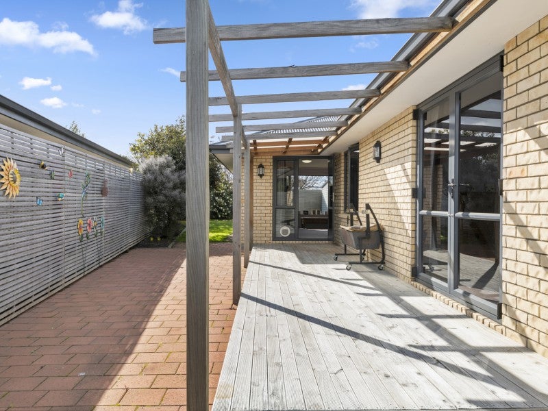 4 Holdaway Street, Riversdale, Blenheim - Carousel 2