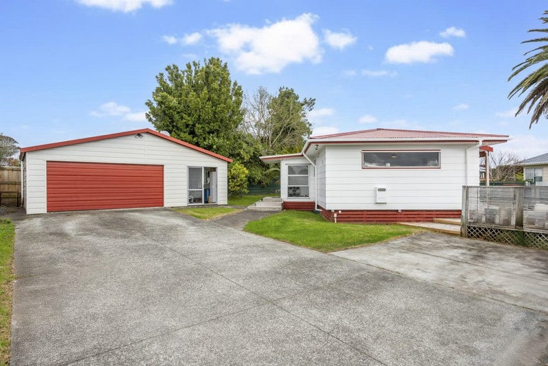 40 Hinerau Street, Henderson, Auckland - Carousel 2