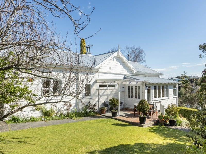 43 May Avenue, Hospital Hill, Napier - Carousel 1