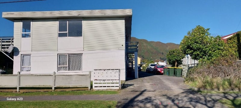 46 Awamutu Grove, Waiwhetū, Lower Hutt - Carousel 1