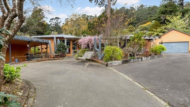 32 Hine Road, Wainuiomata, Lower Hutt - Carousel 1