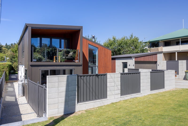 46 Kingston Street, Albert Town, Wanaka - Carousel 1