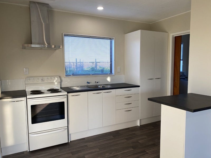 15 Awatoto Road, Meeanee, Napier - Carousel 1