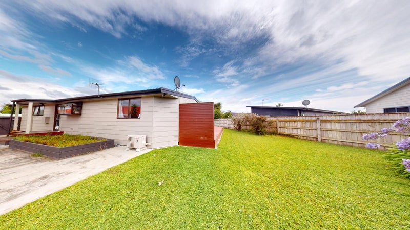 23 Colonial Place, Kelvin Grove, Palmerston North - Carousel 19