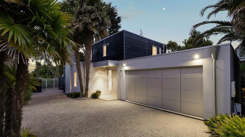 42B Sprott Road, Kohimarama, Auckland - Carousel 1