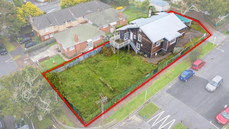 9 Patey Street, Epsom, Auckland - Carousel 1