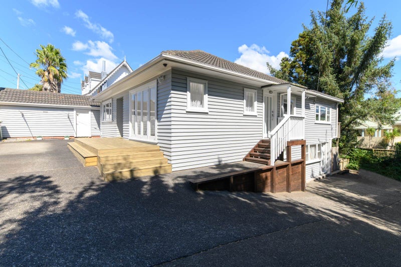 3 Wilson Road, Glen Eden, Auckland - Carousel 2