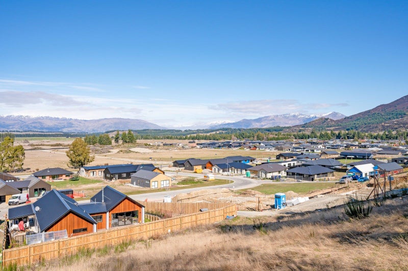 17 Tomtit Crescent, Lake Hawea - Carousel 1