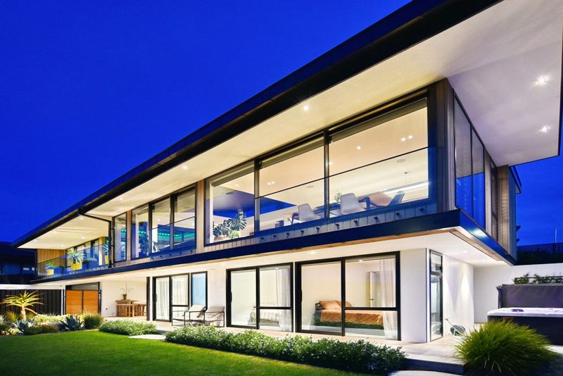 2 Dove Grove, Westmorland, Christchurch - Carousel 38