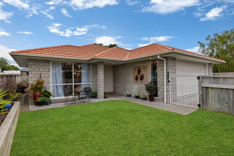 9 Bristol Avenue, Brookfield, Tauranga - Carousel 1