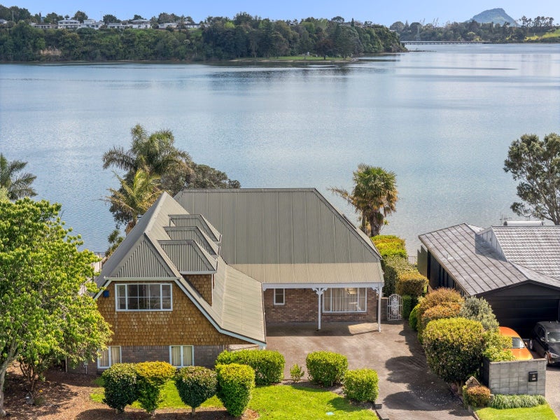 37 Forrester Drive, Welcome Bay, Tauranga - Carousel 1