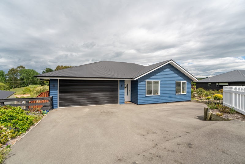9 Grove Avenue, Weston, Oamaru - Carousel 1