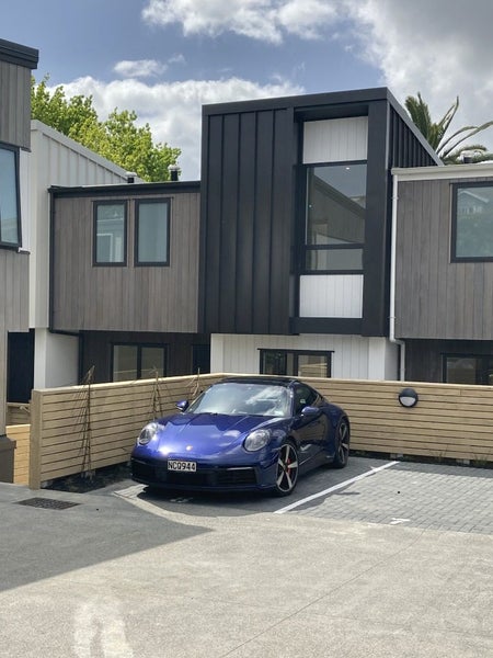 12/37 Upland Road, Remuera, Auckland - Carousel 19