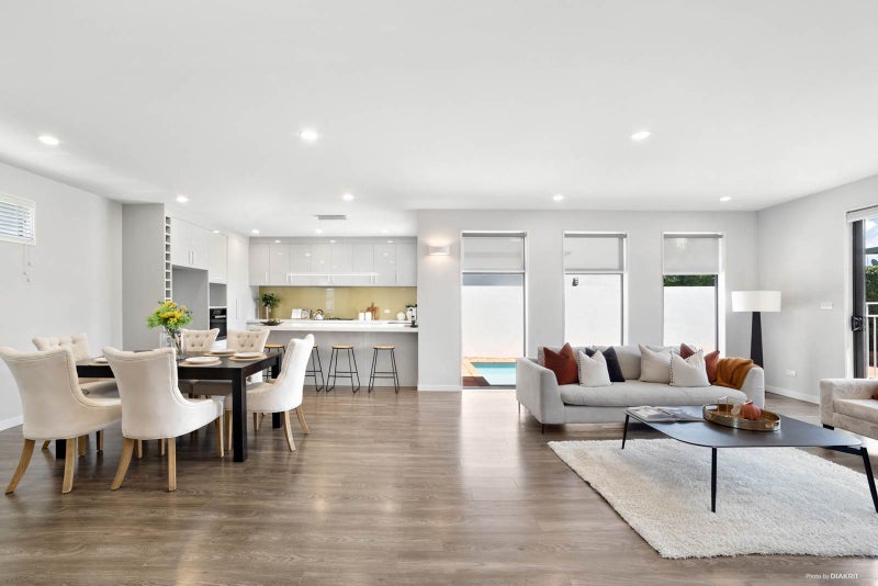 2 BROOK ST, Milford, Auckland - Carousel 1